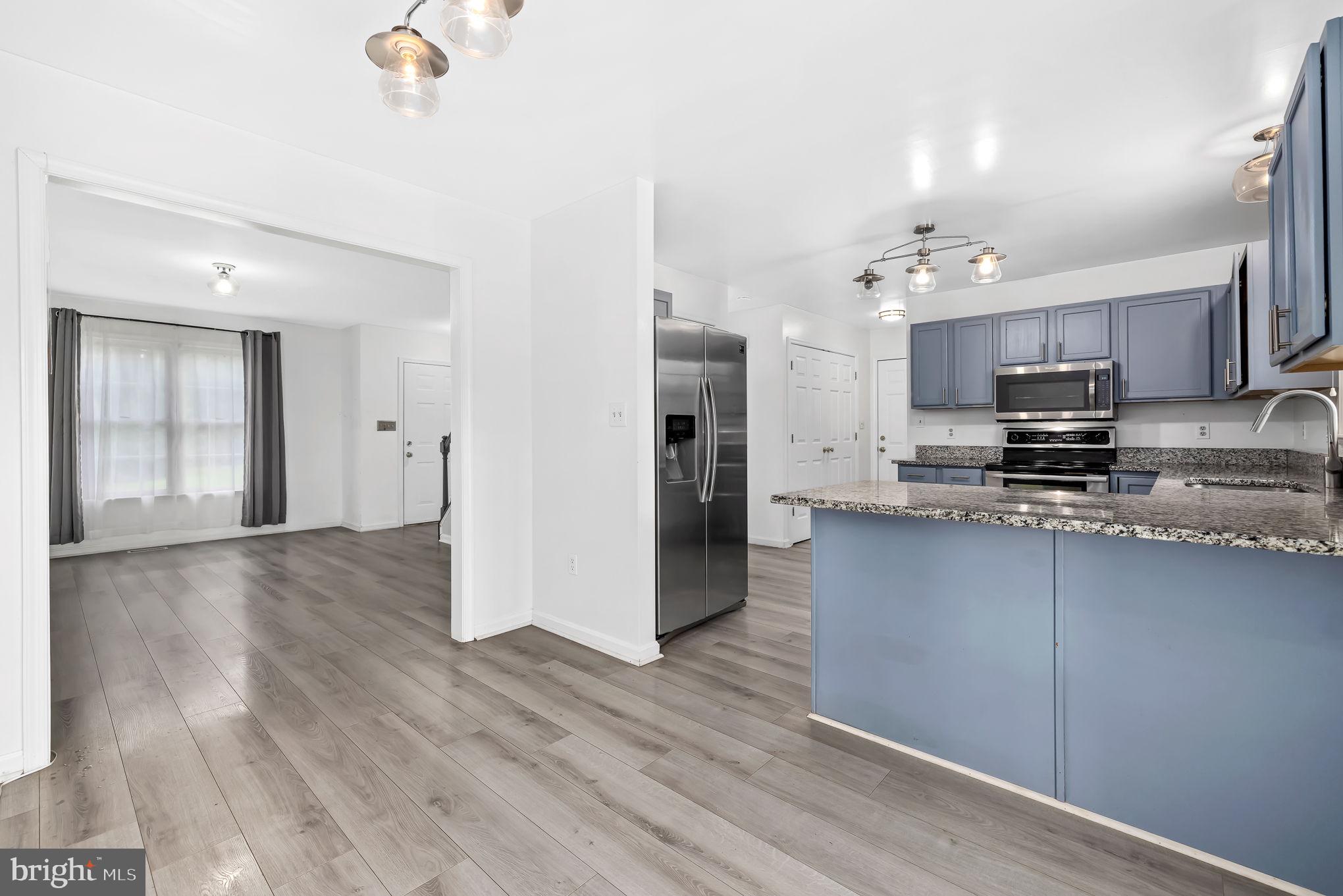 8614 Oldham Road Fredericksburg, VA 22408 - Photo 12 of 33 LVP flooring