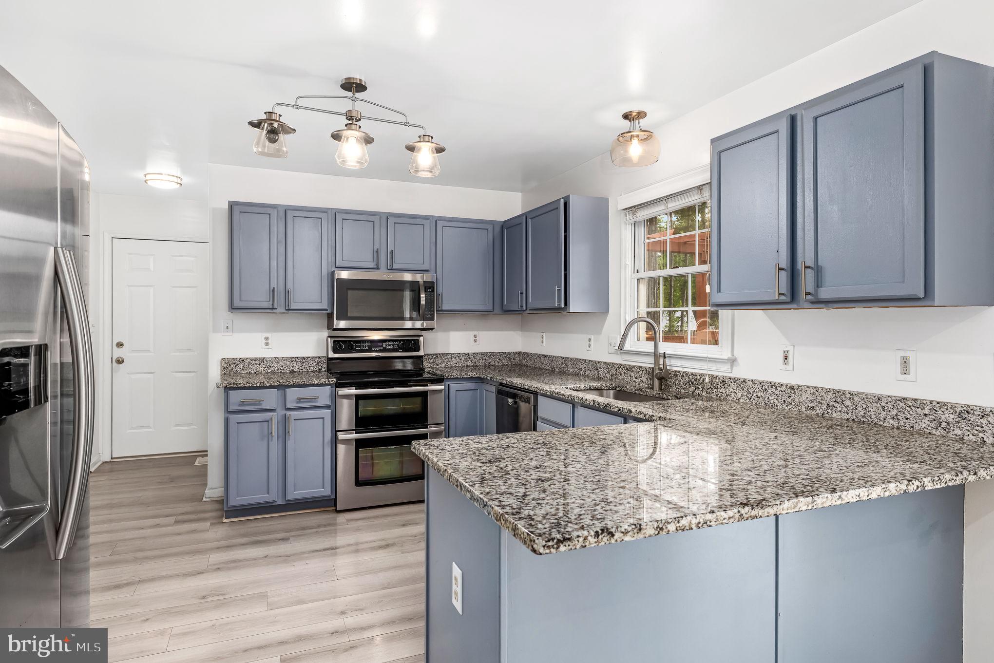 8614 Oldham Road Fredericksburg, VA 22408 - Photo 13 of 33 Kitchen