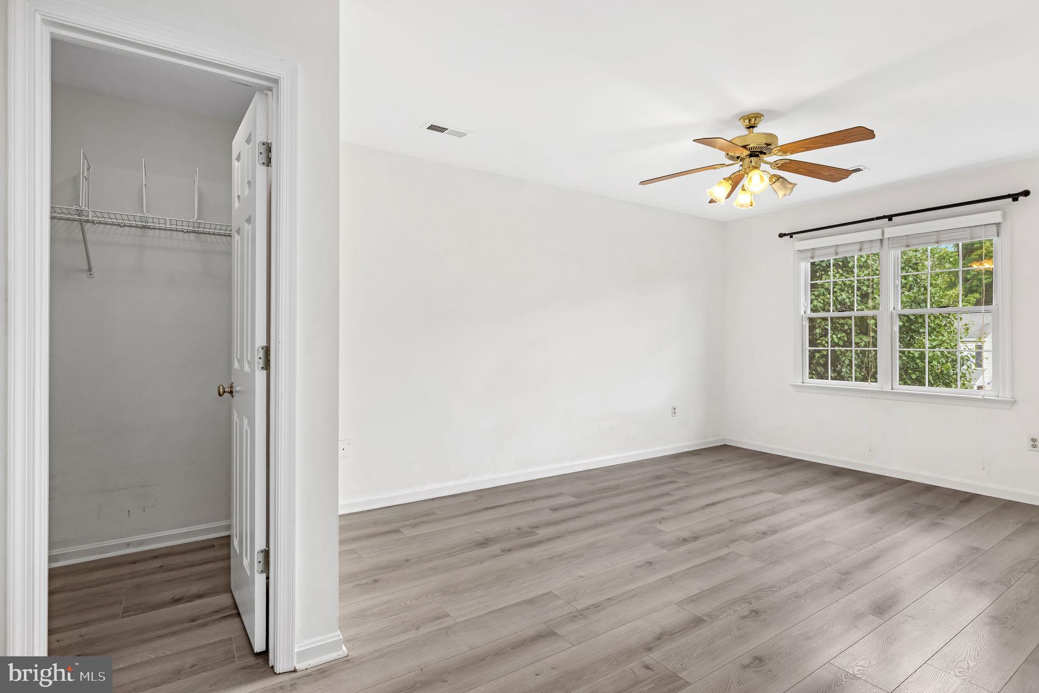 8614 Oldham Road Fredericksburg, VA 22408 - Photo 19 of 33 Primary bedroom w walk in closet