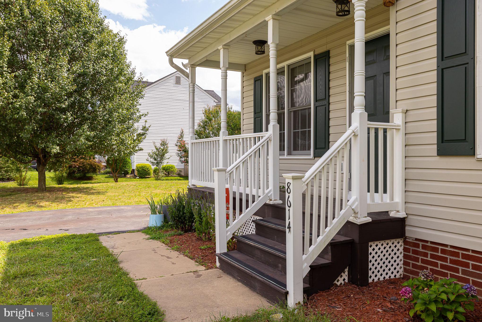 8614 Oldham Road Fredericksburg, VA 22408 - Photo 3 of 33 Stairs to front porch