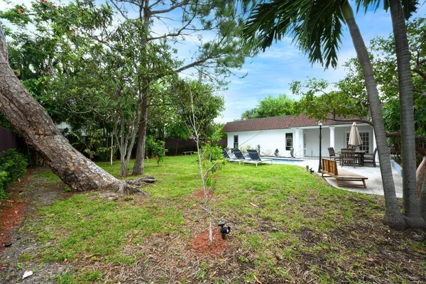 $5,100 | 1629 South Lakeside Drive, Lake Worth Beach, FL 33460