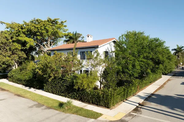 $5,100 | 1629 South Lakeside Drive, Lake Worth Beach, FL 33460