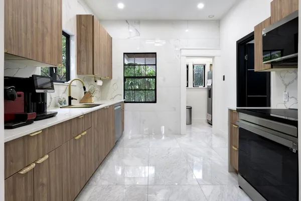 $5,100 | 1629 South Lakeside Drive, Lake Worth Beach, FL 33460