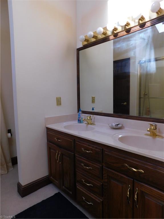 464 Caudle Road Pinnacle, NC 27043 - Photo 14 of 50