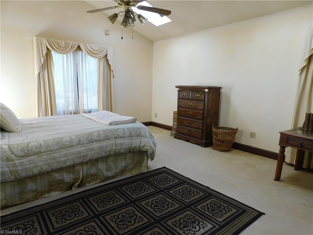 464 Caudle Road Pinnacle, NC 27043 - Photo 10 of 50