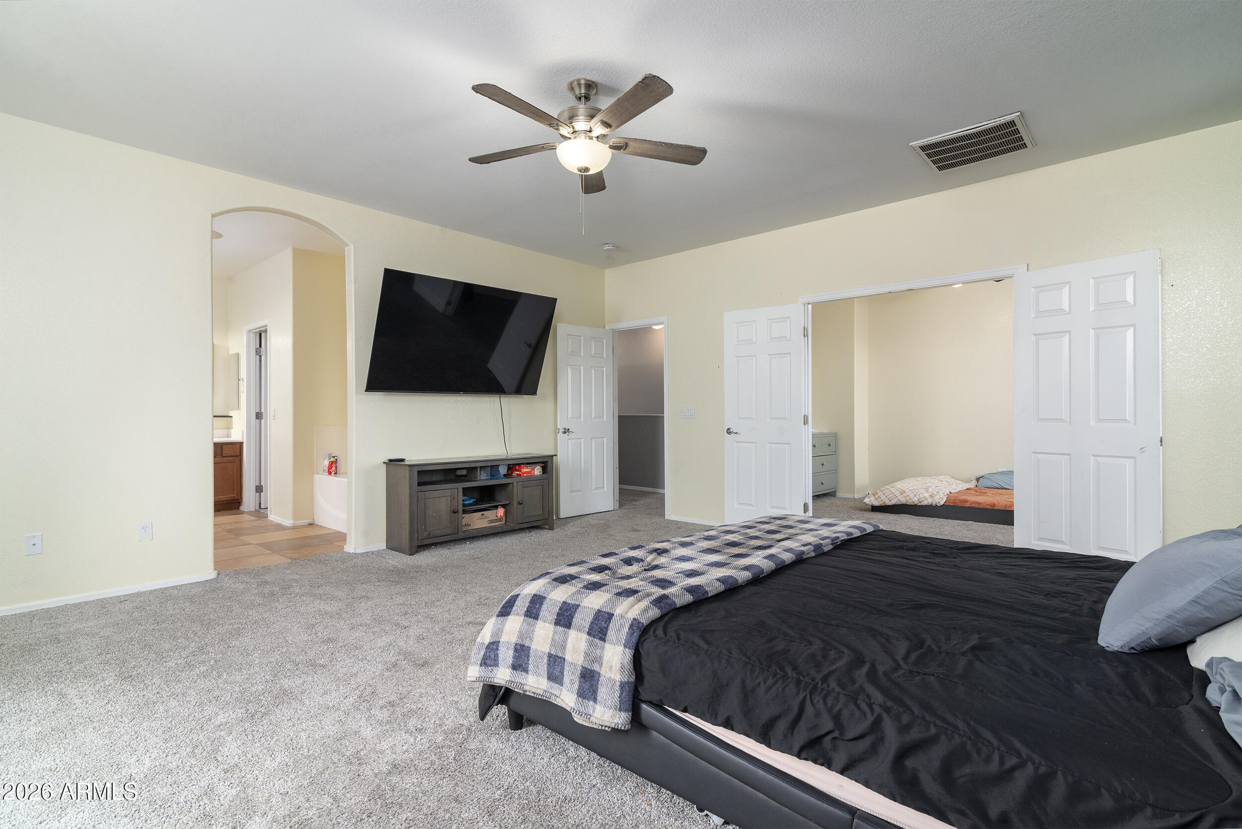 1053 East Harvest Road San Tan Valley, AZ 85140 - Photo 24 of 61 1053_Harvest_MLS_0026