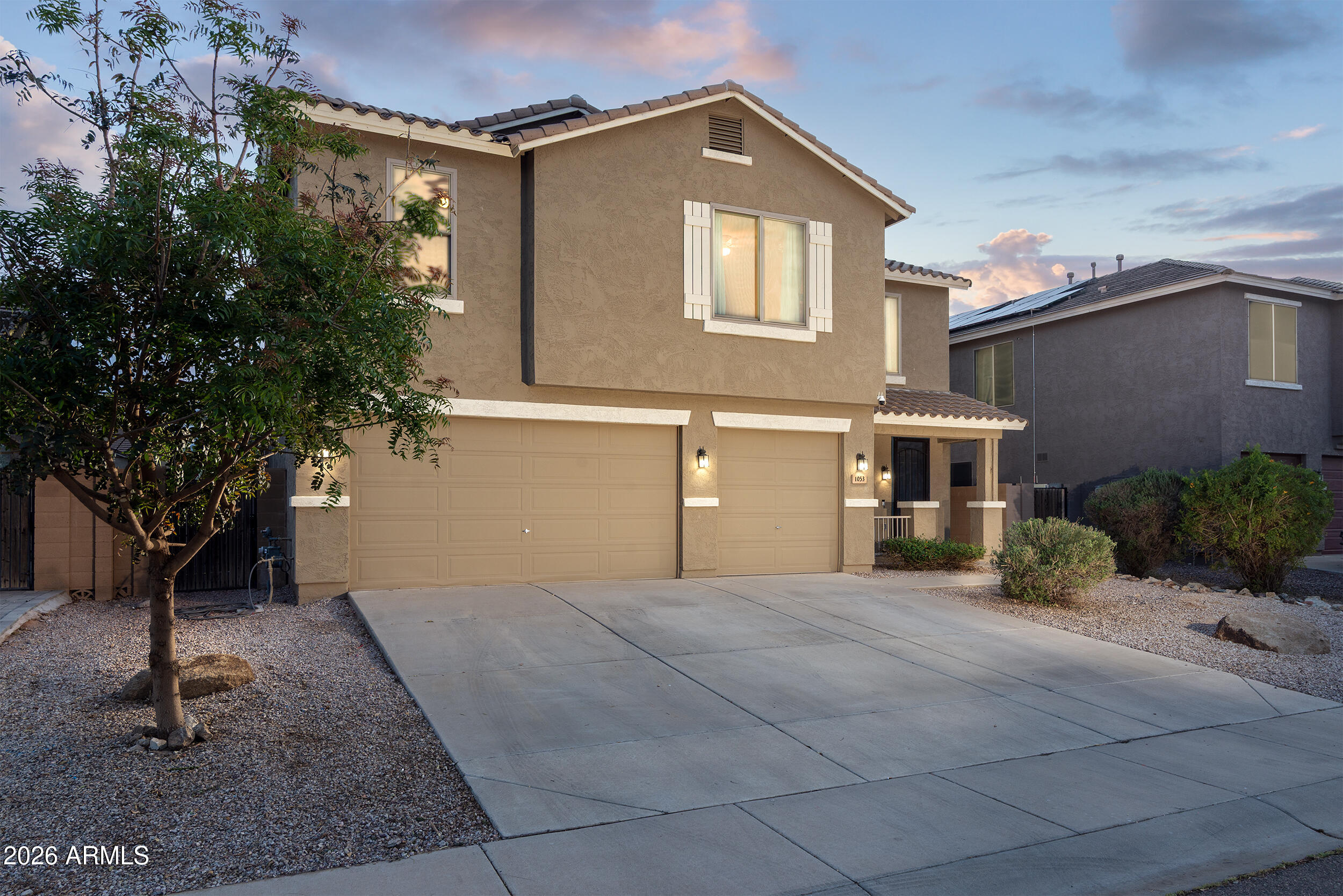 1053 East Harvest Road San Tan Valley, AZ 85140 - Photo 4 of 61 1053_Harvest_MLS_0051