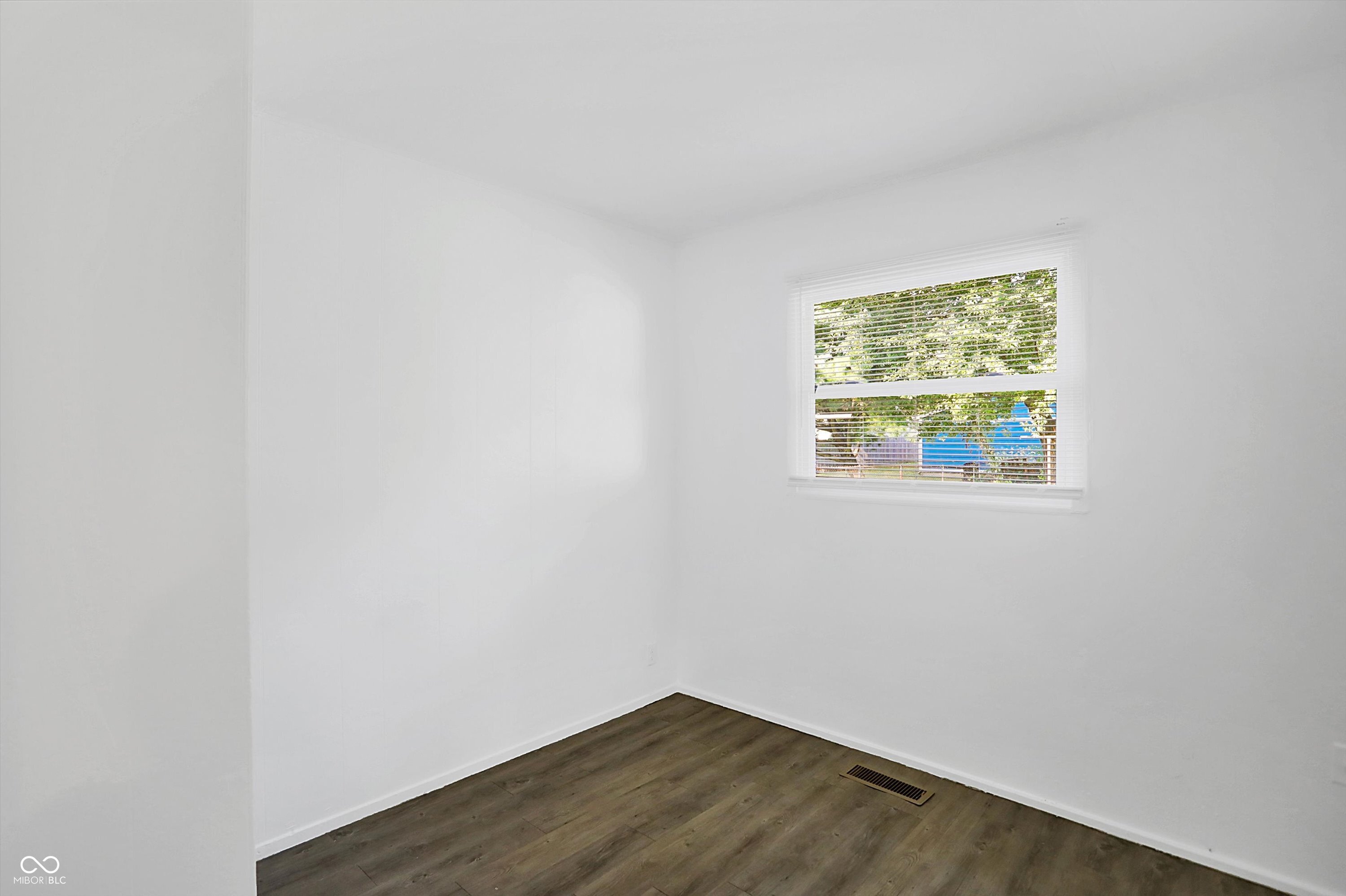 3448 Minger Road Indianapolis, IN 46222 - Photo 17 of 37 Gallery Image 17