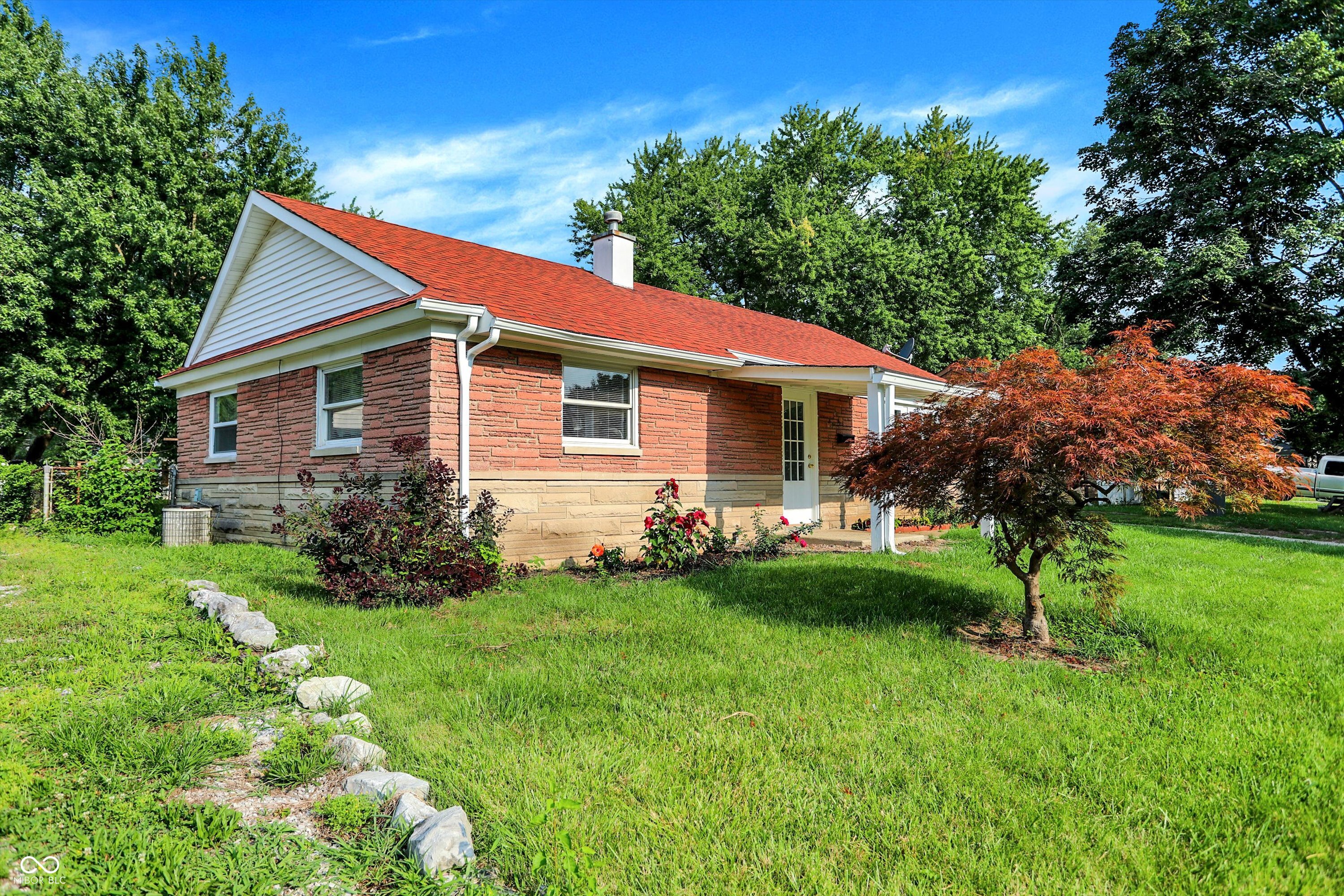 3448 Minger Road Indianapolis, IN 46222 - Photo 2 of 37 Gallery Image 2