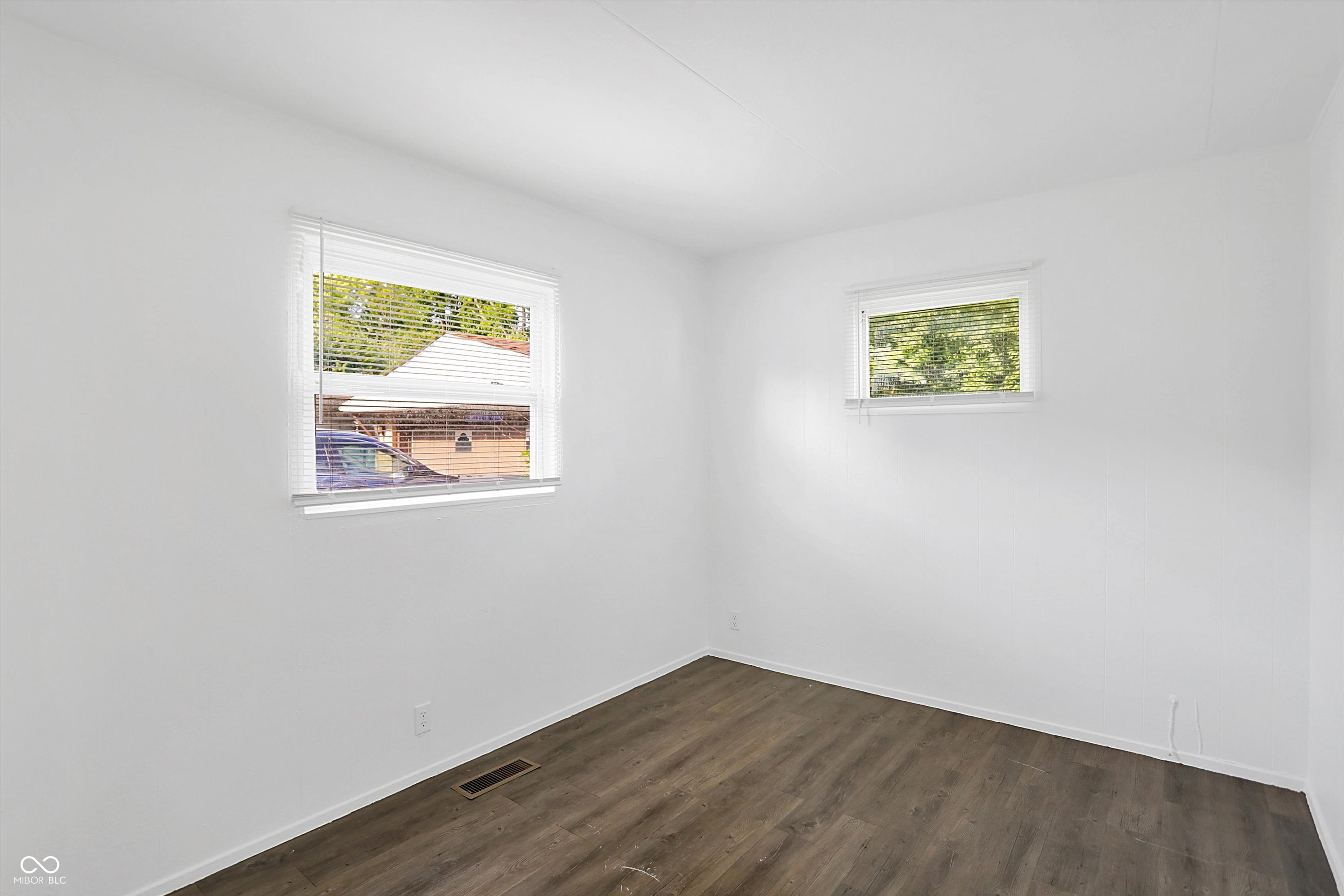 3448 Minger Road Indianapolis, IN 46222 - Photo 21 of 37 Gallery Image 21