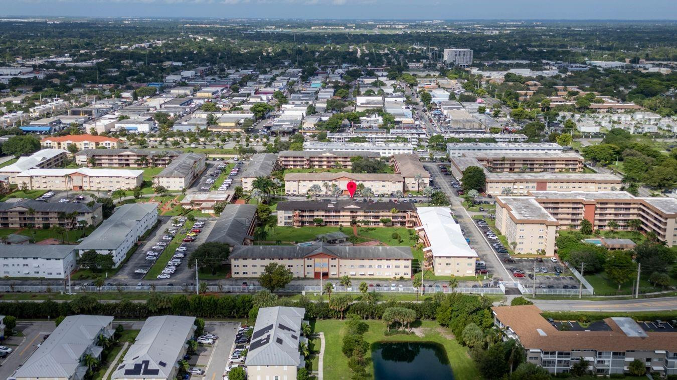 5300 Washington Street, Unit D308 Hollywood, FL 33021 - Photo 33 of 33 Photo 34