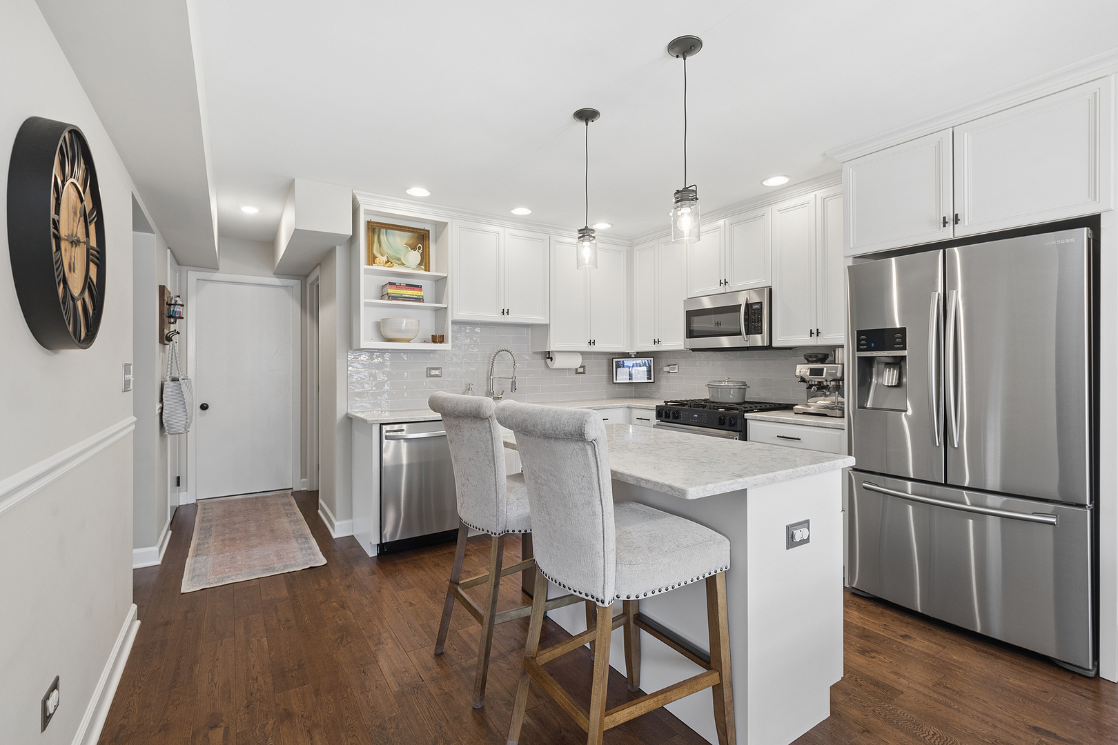 893 Meadow Ridge Lane New Lenox, IL 60451 - Photo 13 of 38