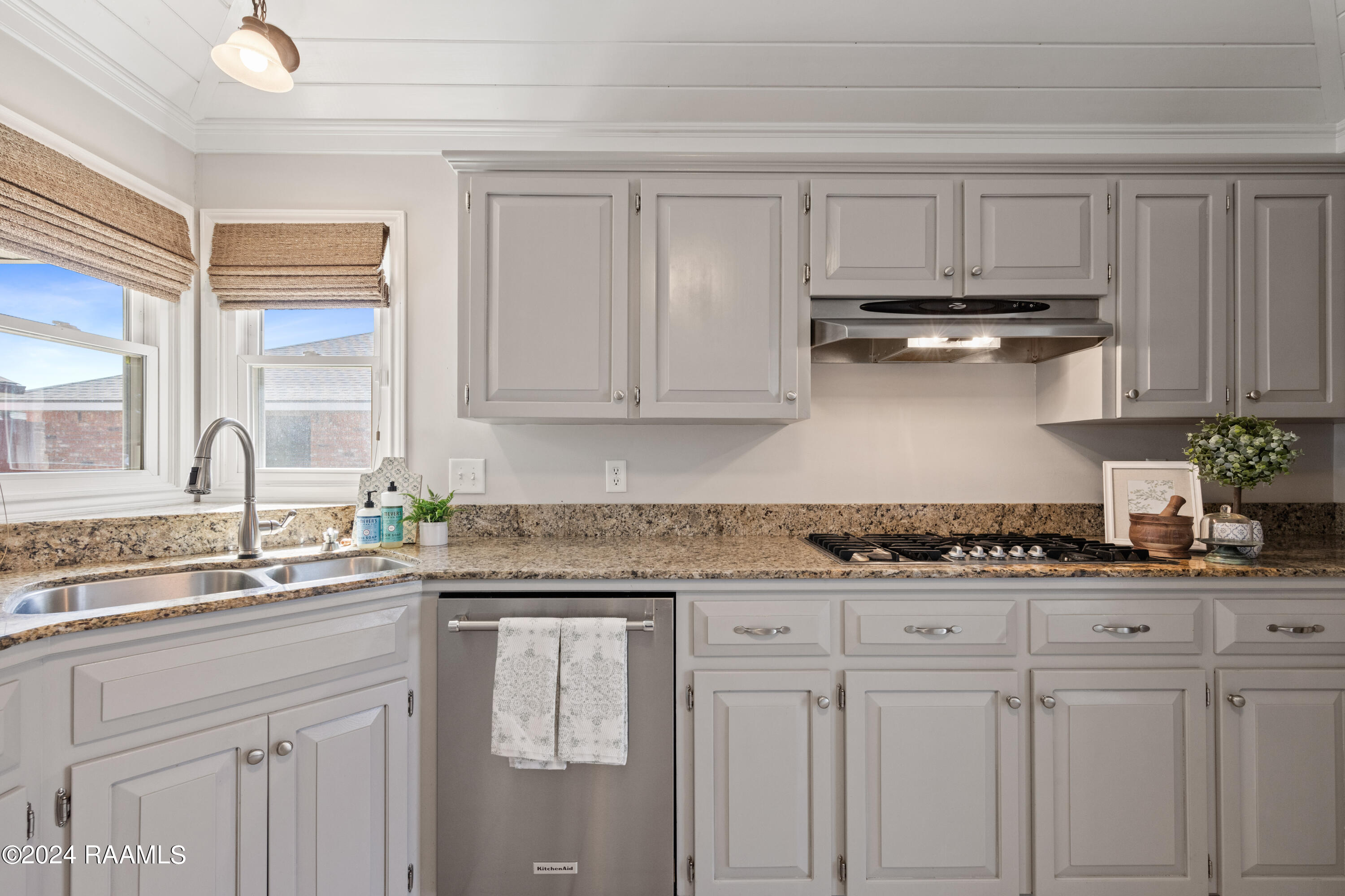 212 Candlelight Drive Lafayette, LA 70506 - Photo 24 of 50 212Candlelight-82