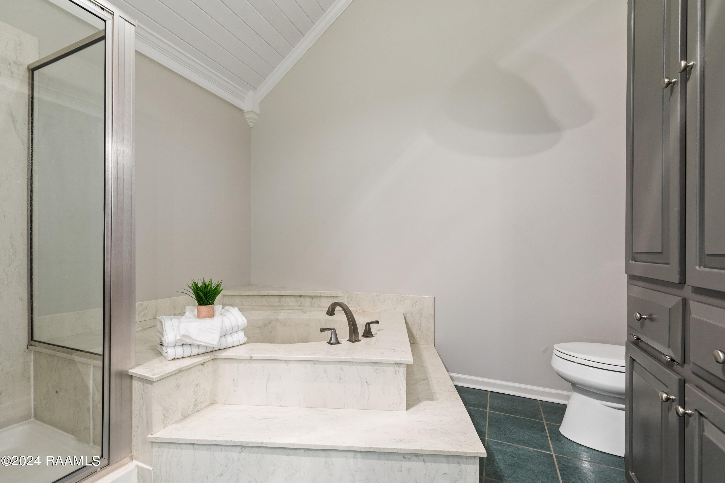 212 Candlelight Drive Lafayette, LA 70506 - Photo 37 of 50 212Candlelight-99