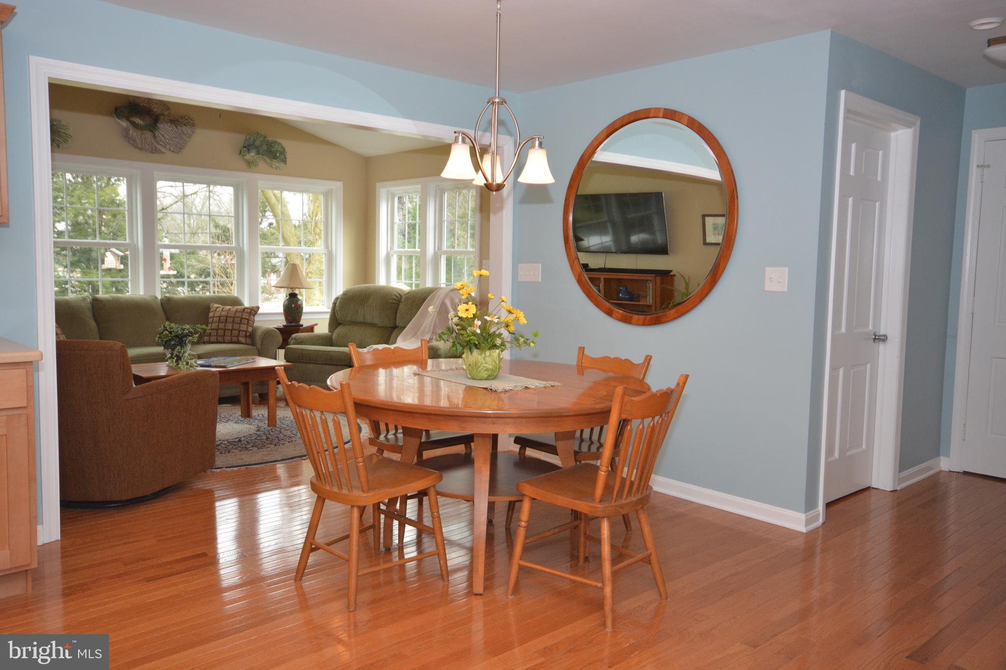 1949 Rachael Drive Lancaster, PA 17601 - Photo 9 of 28 Kitchen - Eat-In