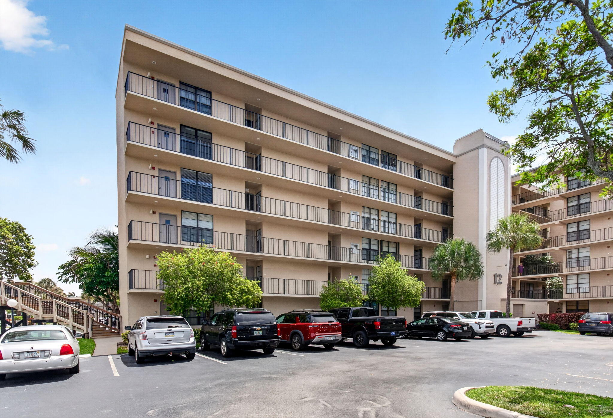12 Royal Palm Way, Unit 501 Boca Raton, FL 33432 - Photo 3 of 53 4-web-or-mls-DSC_6240