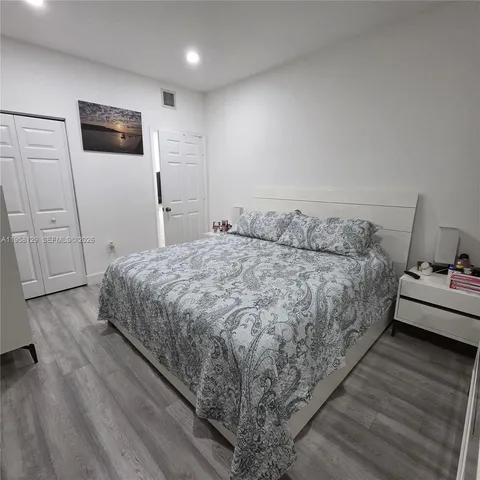 $2,800 | 6940 Northwest 179th Street, Unit 2037, Hialeah, FL 33015