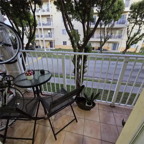 $2,800 | 6940 Northwest 179th Street, Unit 2037, Hialeah, FL 33015