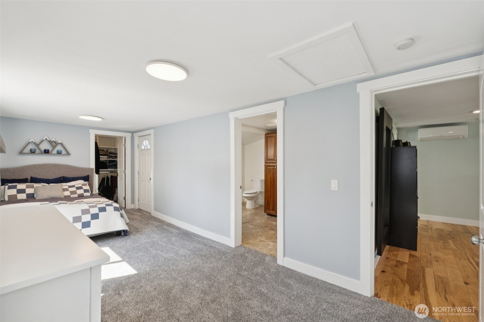 4409 26th Avenue Southwest Seattle, WA 98106 - Photo 13 of 26