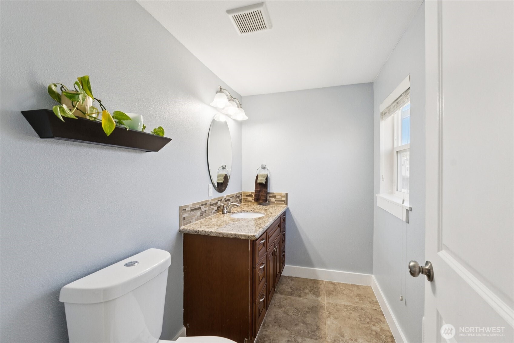 4409 26th Avenue Southwest Seattle, WA 98106 - Photo 6 of 26