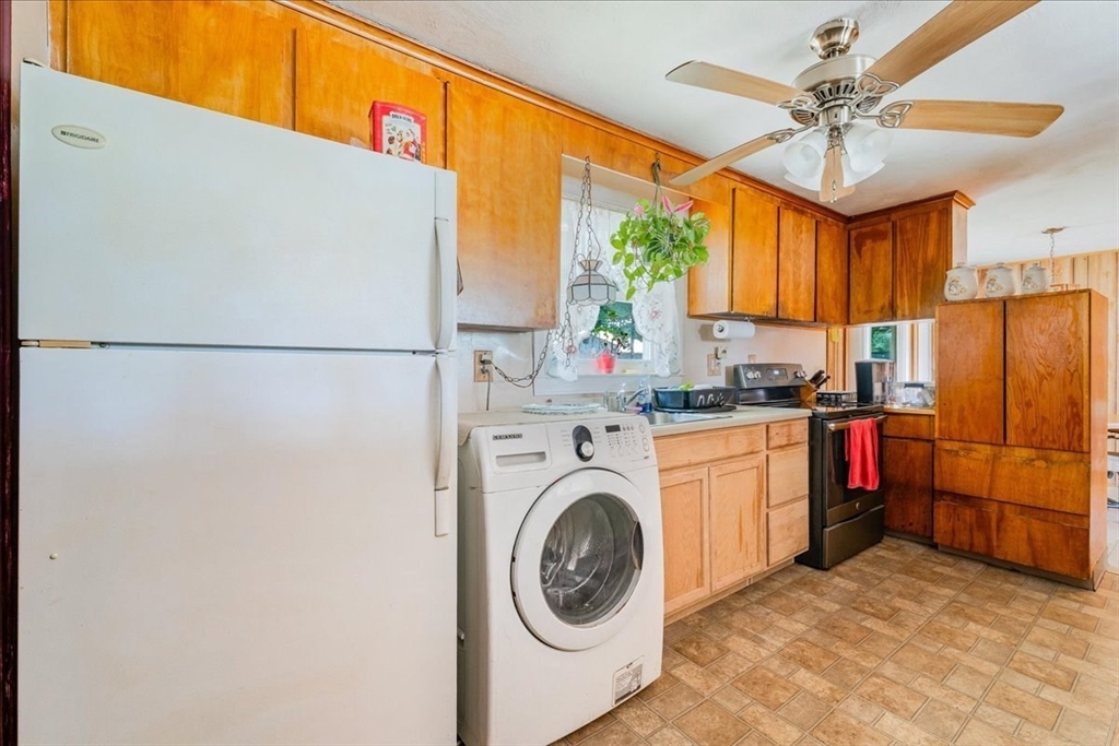 21 Louise Road Holbrook, MA 02343 - Photo 11 of 21 Gallery Image 11