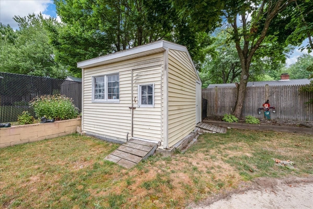 21 Louise Road Holbrook, MA 02343 - Photo 20 of 21 Gallery Image 20