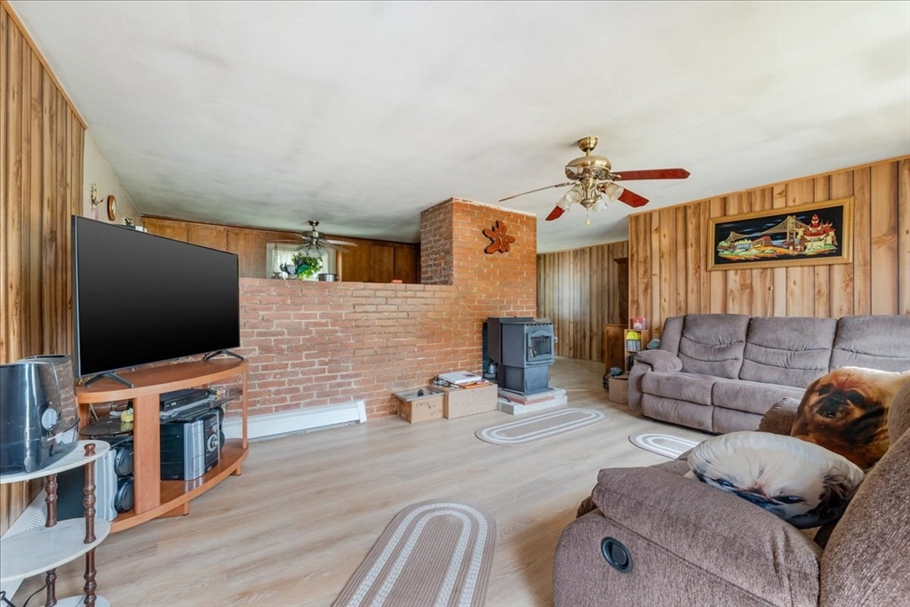 21 Louise Road Holbrook, MA 02343 - Photo 7 of 21 Gallery Image 7