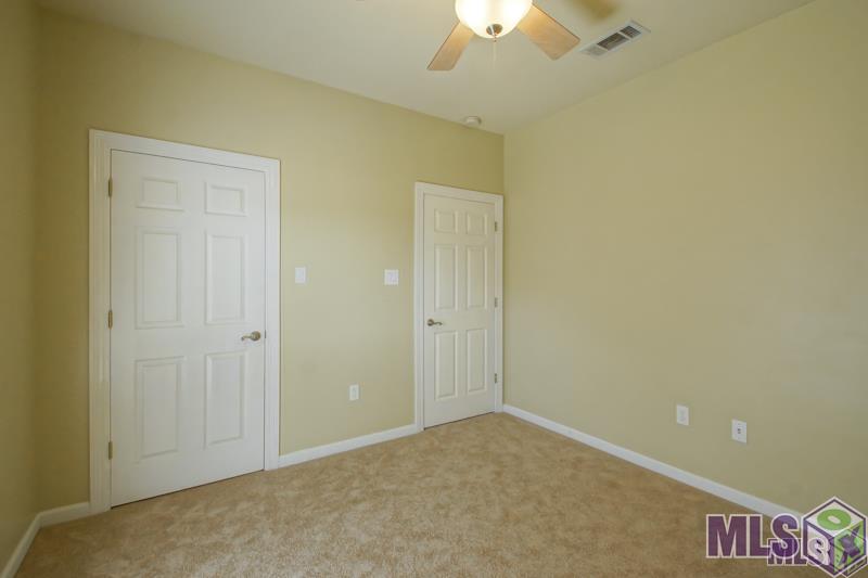 10427 Springpark Avenue Baton Rouge, LA 70810 - Photo 17 of 29 Bedroom