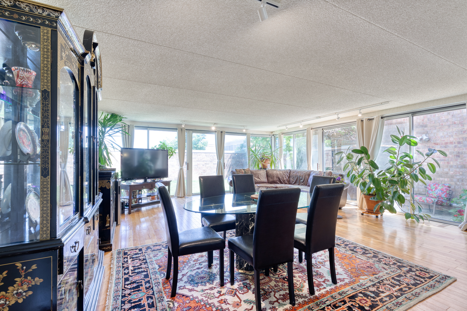 99 Wellington Road Northbrook, IL 60062 - Photo 7 of 30