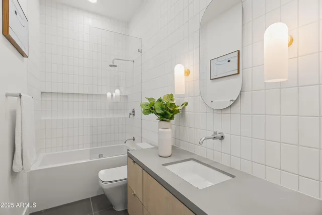 $20,000 | 5156 North 45th Place, Phoenix, AZ 85018