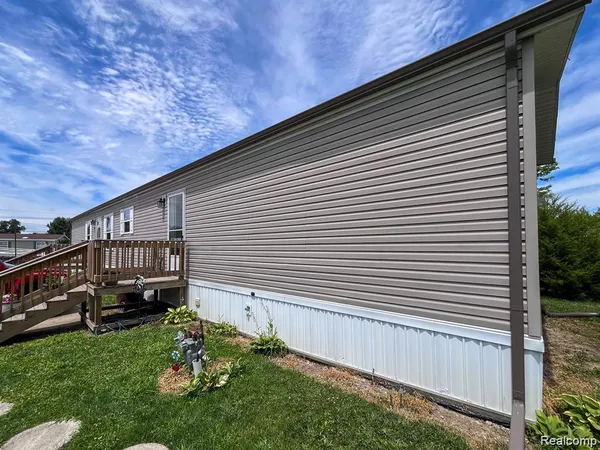 $43,500 | 321 Prairie Circle, Carleton, MI 48117