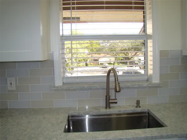 a close view of sink