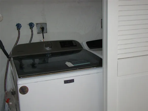 $2,429 | 2588 Carambola Circle North, Coconut Creek, FL 33066