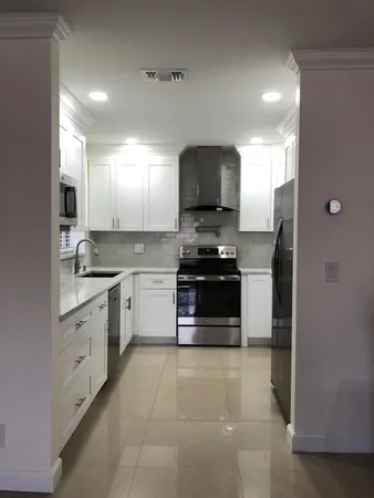 $2,429 | 2588 Carambola Circle North, Coconut Creek, FL 33066