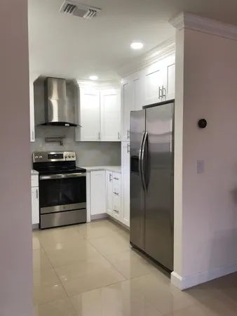 $2,429 | 2588 Carambola Circle North, Coconut Creek, FL 33066