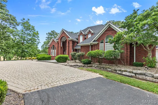 $1,550,000 | 1841 North Main Street, Perryville, MO 63775