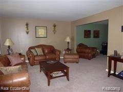 965 Ravine Terrace Court Rochester, MI 48307 - Photo 13 of 34 Living Room
