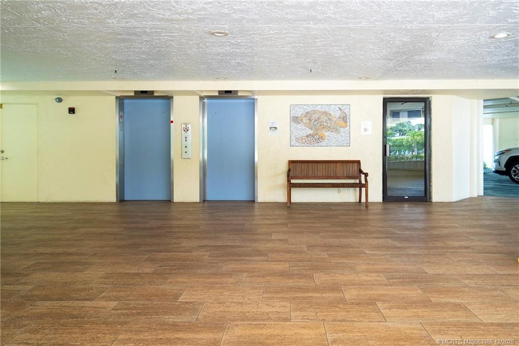 221 Northeast Plantation Road, Unit 407 Stuart, FL 34996 - Photo 7 of 42