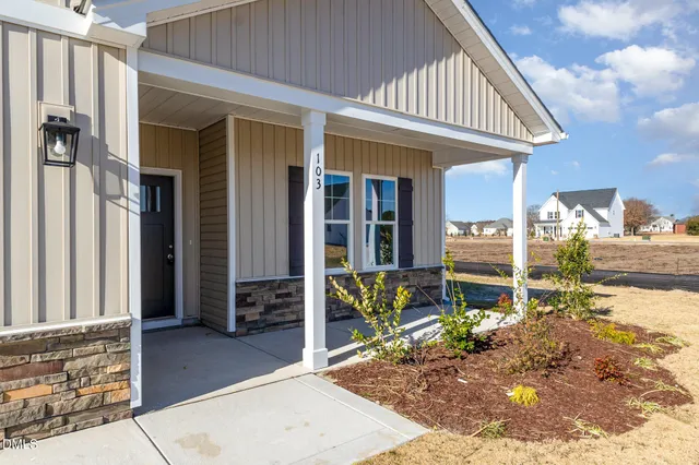 $329,950 | 103 Lola Place, La Grange, NC 28551