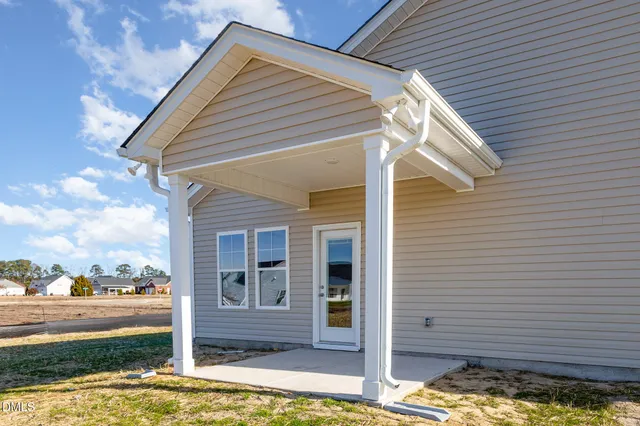 $329,950 | 103 Lola Place, La Grange, NC 28551