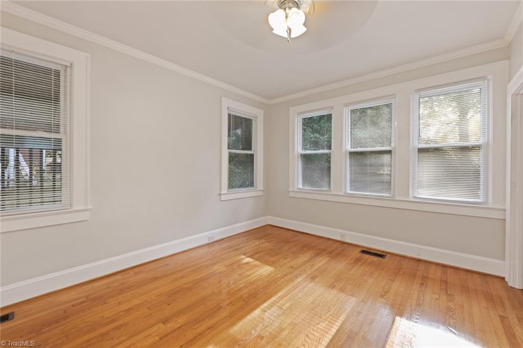 1015 South Hawthorne Road Winston-Salem, NC 27103 - Photo 14 of 24