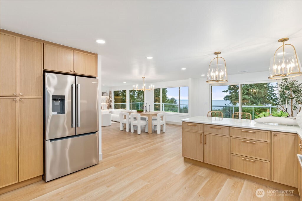 16858 76th Avenue West Edmonds, WA 98026 - Photo 17 of 40