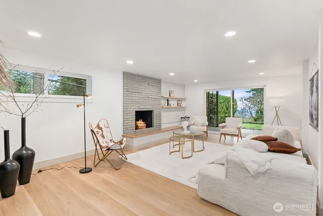 $2,099,777 | 16858 76th Avenue West, Edmonds, WA 98026