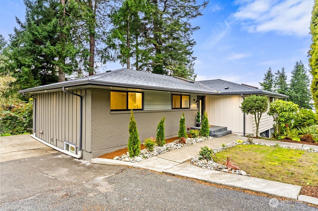 16858 76th Avenue West Edmonds, WA 98026 - Photo 7 of 40