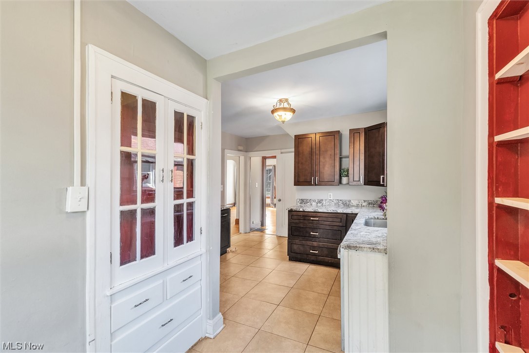 3507 Cummings Road Cleveland, OH 44118 - Photo 11 of 28