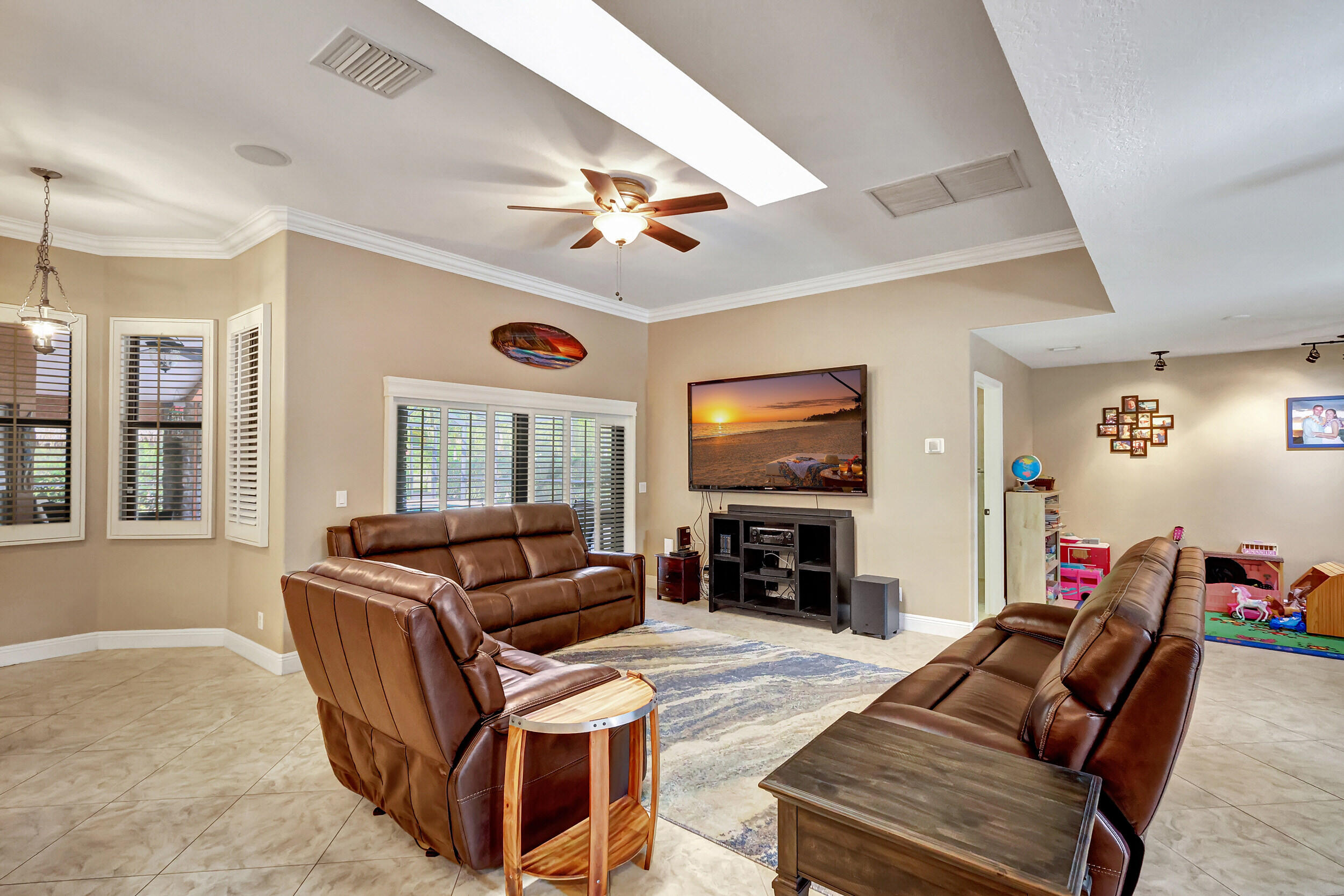 10959 154th Road North Jupiter, FL 33478 - Photo 16 of 58 Living