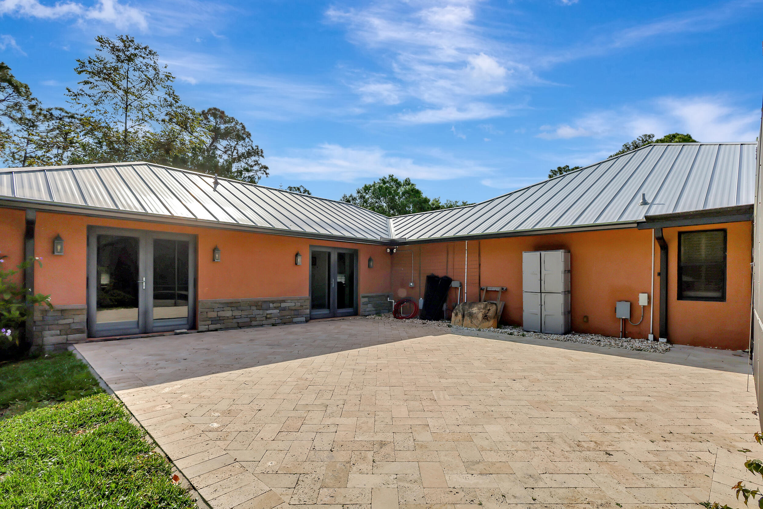 10959 154th Road North Jupiter, FL 33478 - Photo 45 of 58 Open patio