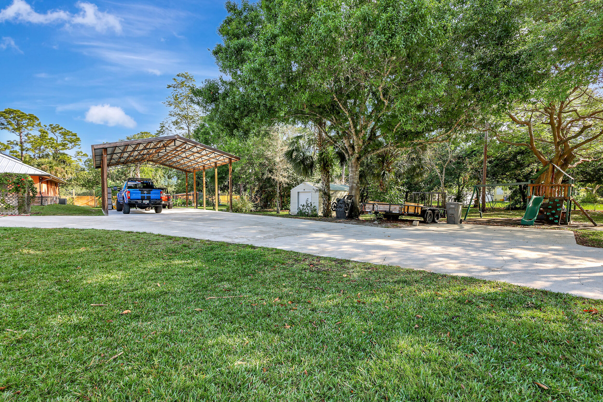 10959 154th Road North Jupiter, FL 33478 - Photo 54 of 58 Pole barn