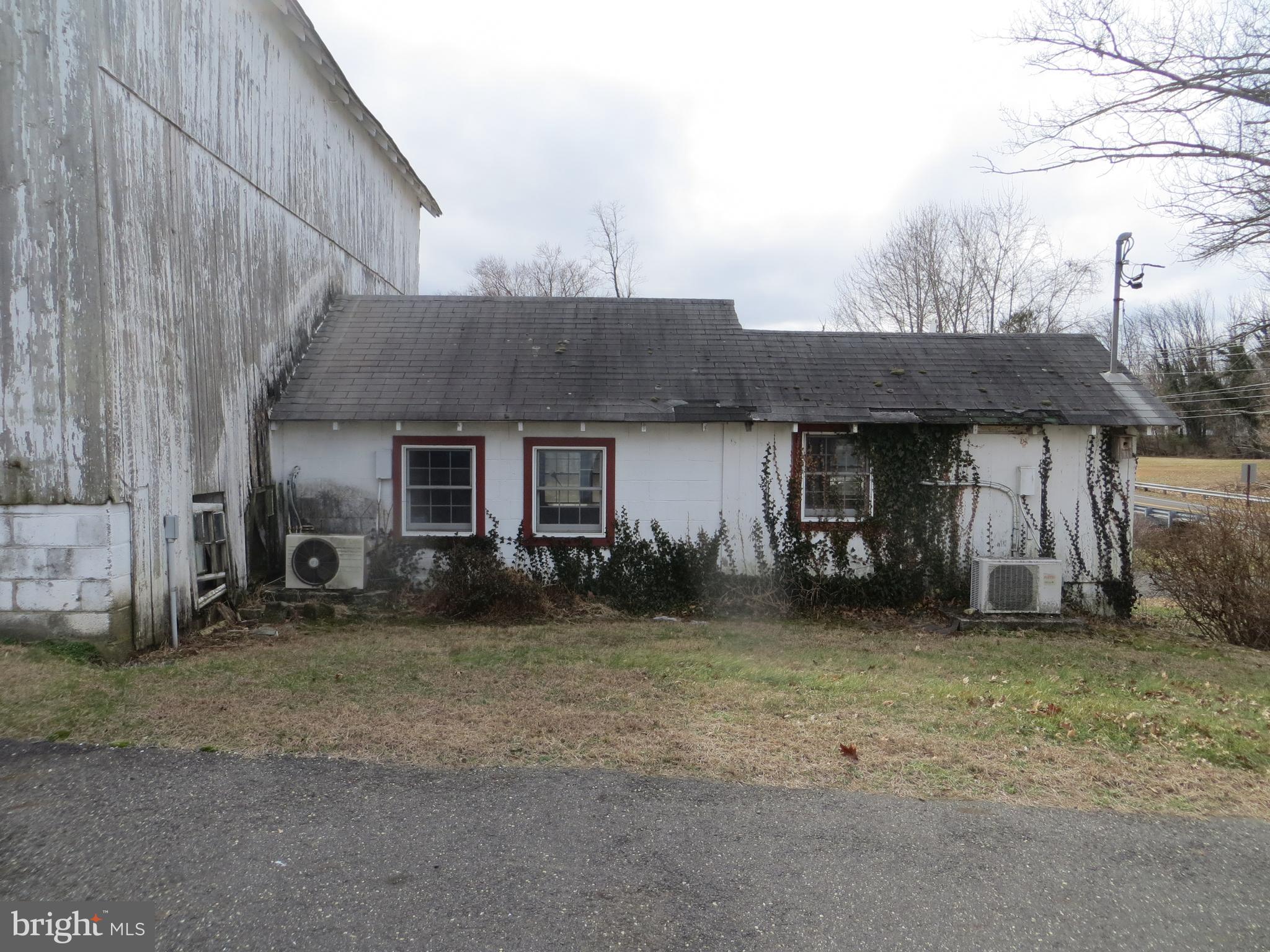 29 Crosswicks Chesterfield Road Chesterfield, NJ 08515 - Photo 9 of 47