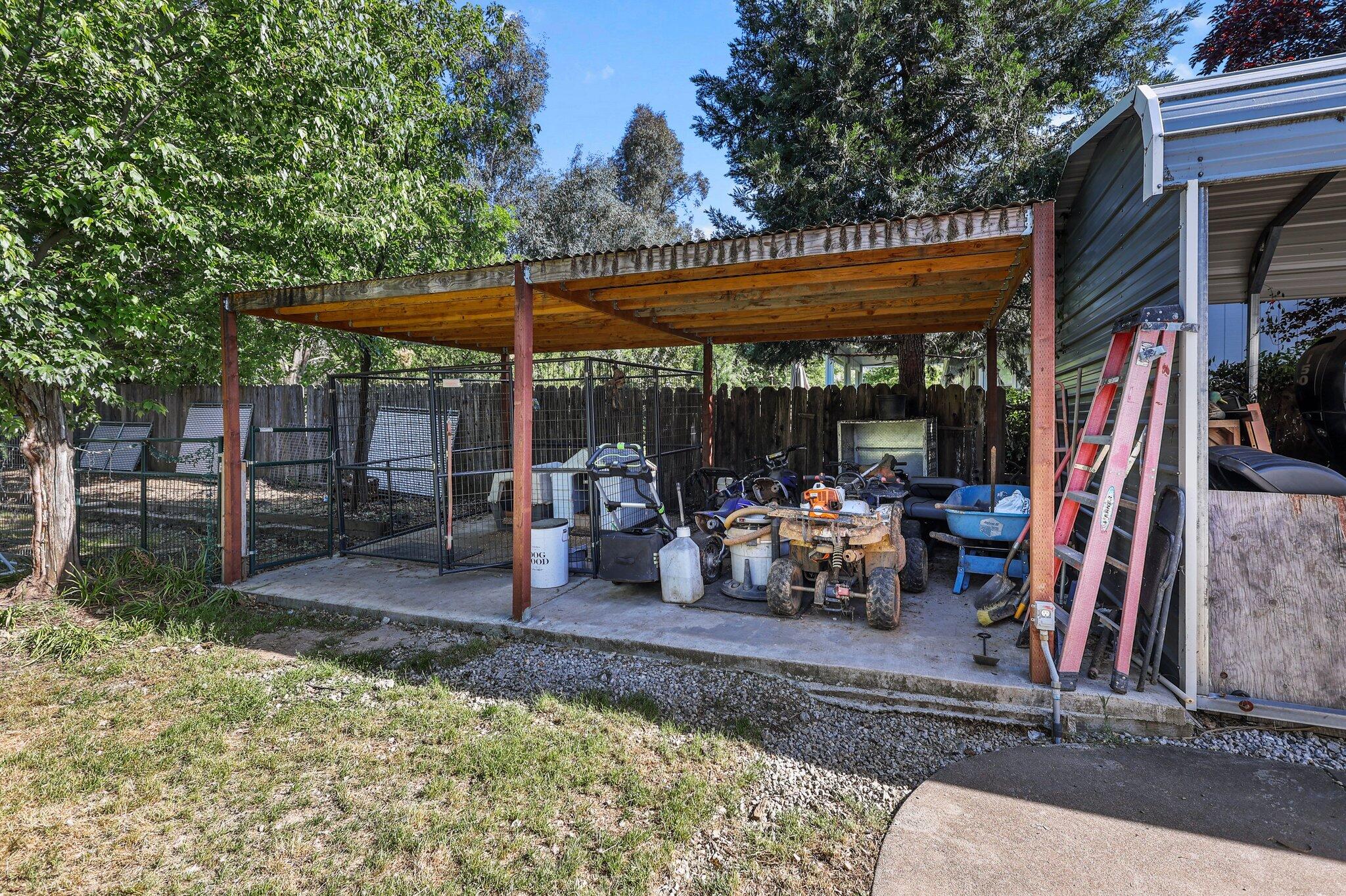 11539 Vista Del Rio Redding, CA 96003 - Photo 24 of 29 Back of the House